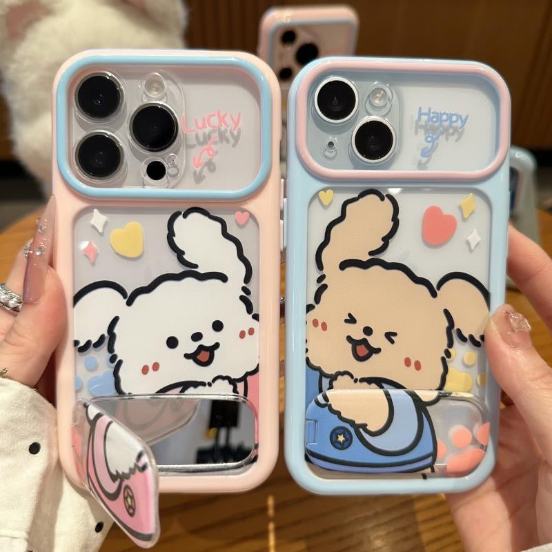 キュートなスポンジ・ボブとパトリックがプリントされたスマホケース。分割された大きなカメラ窓、全周を保護する耐落下衝撃構造、光沢のある明るいカラーフレームが特徴で、かわいいカートゥーンデザイン。iPhone対応。
