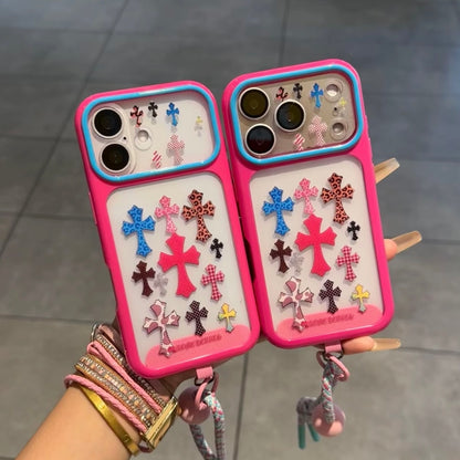 キュートなスポンジ・ボブとパトリックがプリントされたスマホケース。分割された大きなカメラ窓、全周を保護する耐落下衝撃構造、光沢のある明るいカラーフレームが特徴で、かわいいカートゥーンデザイン。iPhone対応。