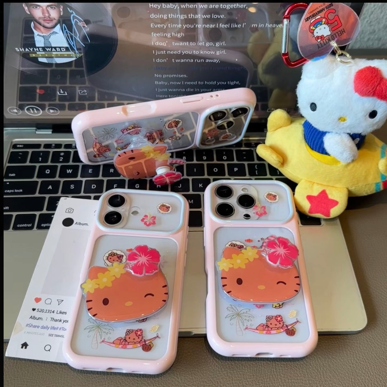 キュートなスポンジ・ボブとパトリックがプリントされたスマホケース。分割された大きなカメラ窓、全周を保護する耐落下衝撃構造、光沢のある明るいカラーフレームが特徴で、かわいいカートゥーンデザイン。iPhone対応。