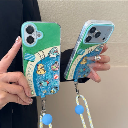 キュートなスポンジ・ボブとパトリックがプリントされたスマホケース。分割された大きなカメラ窓、全周を保護する耐落下衝撃構造、光沢のある明るいカラーフレームが特徴で、かわいいカートゥーンデザイン。iPhone対応。