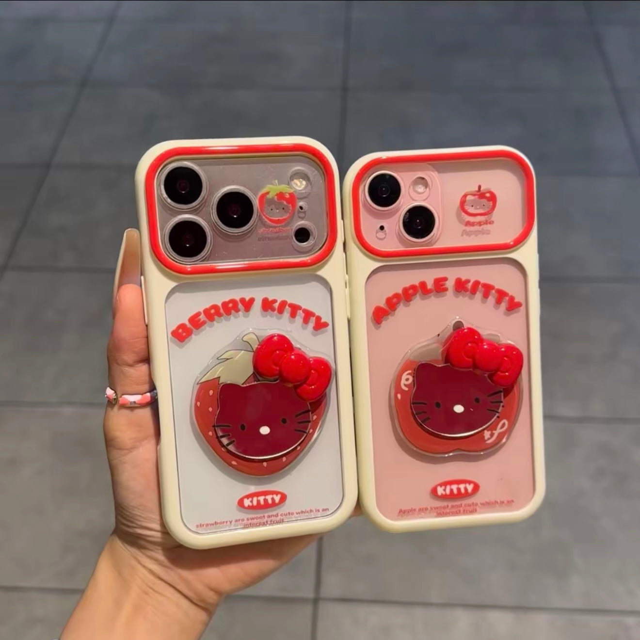 キュートなスポンジ・ボブとパトリックがプリントされたスマホケース。分割された大きなカメラ窓、全周を保護する耐落下衝撃構造、光沢のある明るいカラーフレームが特徴で、かわいいカートゥーンデザイン。iPhone対応。