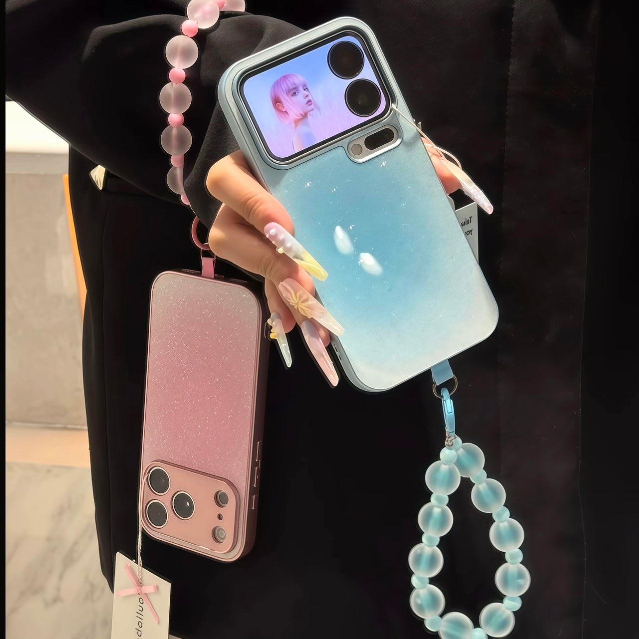 Cute Shiny Glitter Gradient Phone Cover, Shockproof Shell With Colorful Beaded Lanyard