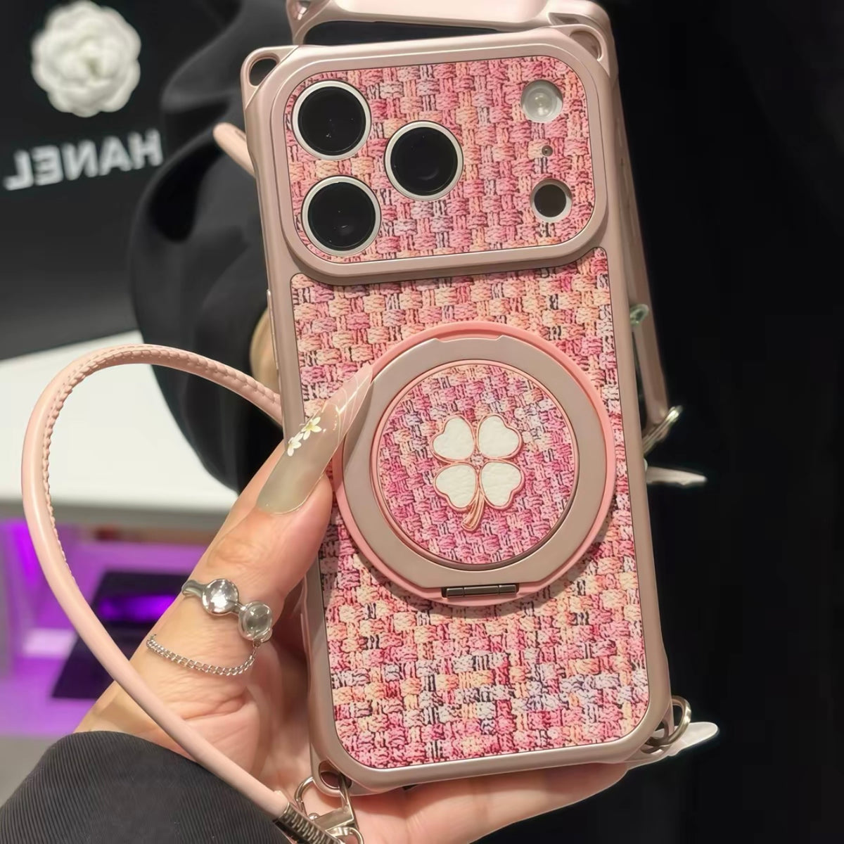 Elegant Woven Texture Phone Case, Four‑Leaf Clover 360° Rotatable Ring Stand With Hand Strap, Soft Shock‑Absorbing Protective Phone Cover For iPhone, Girly Gift