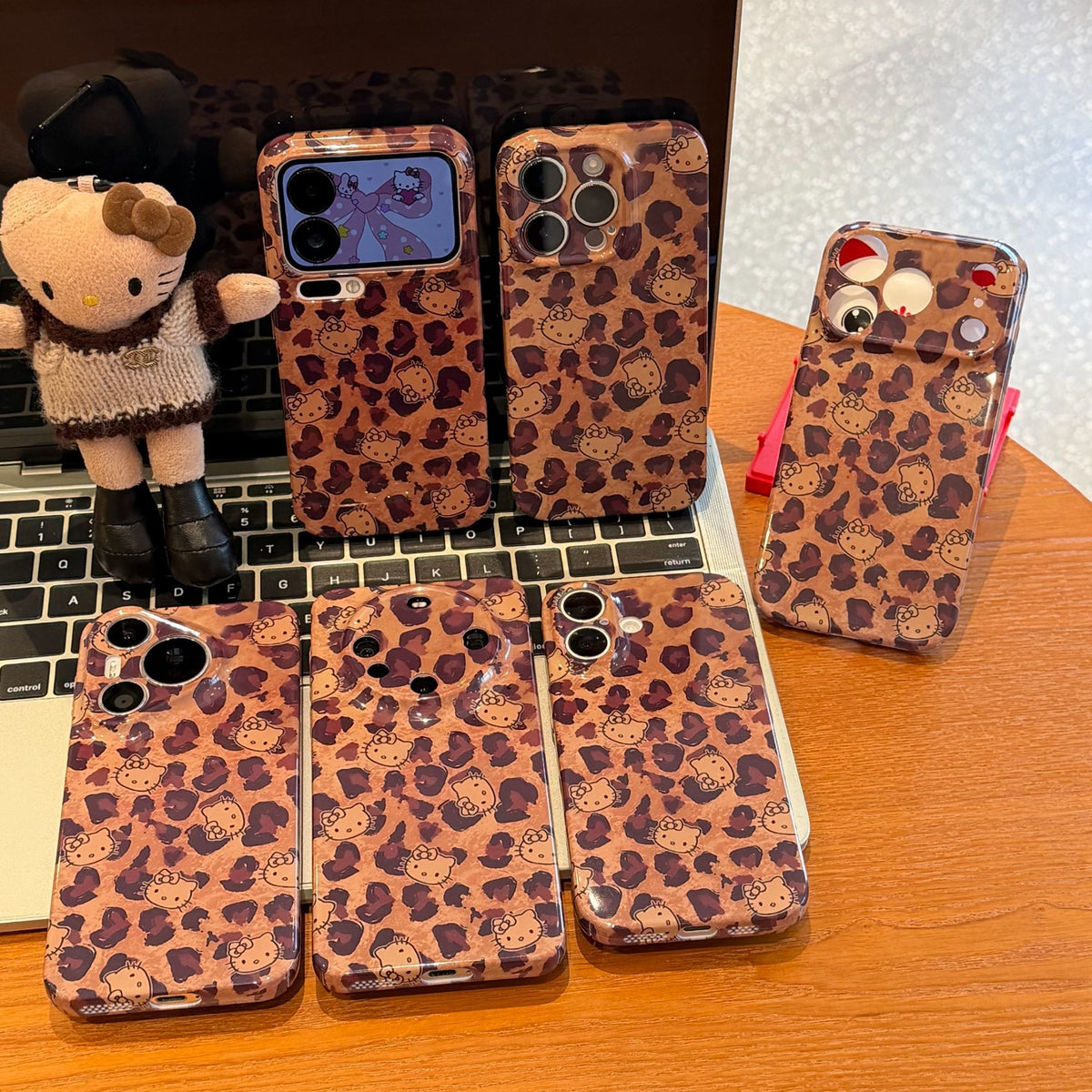 Cute Retro Brown Leopard‑Print Cartoon Cat Phone Case, Glossy Shock‑Proof Protective Cover for iPhone,