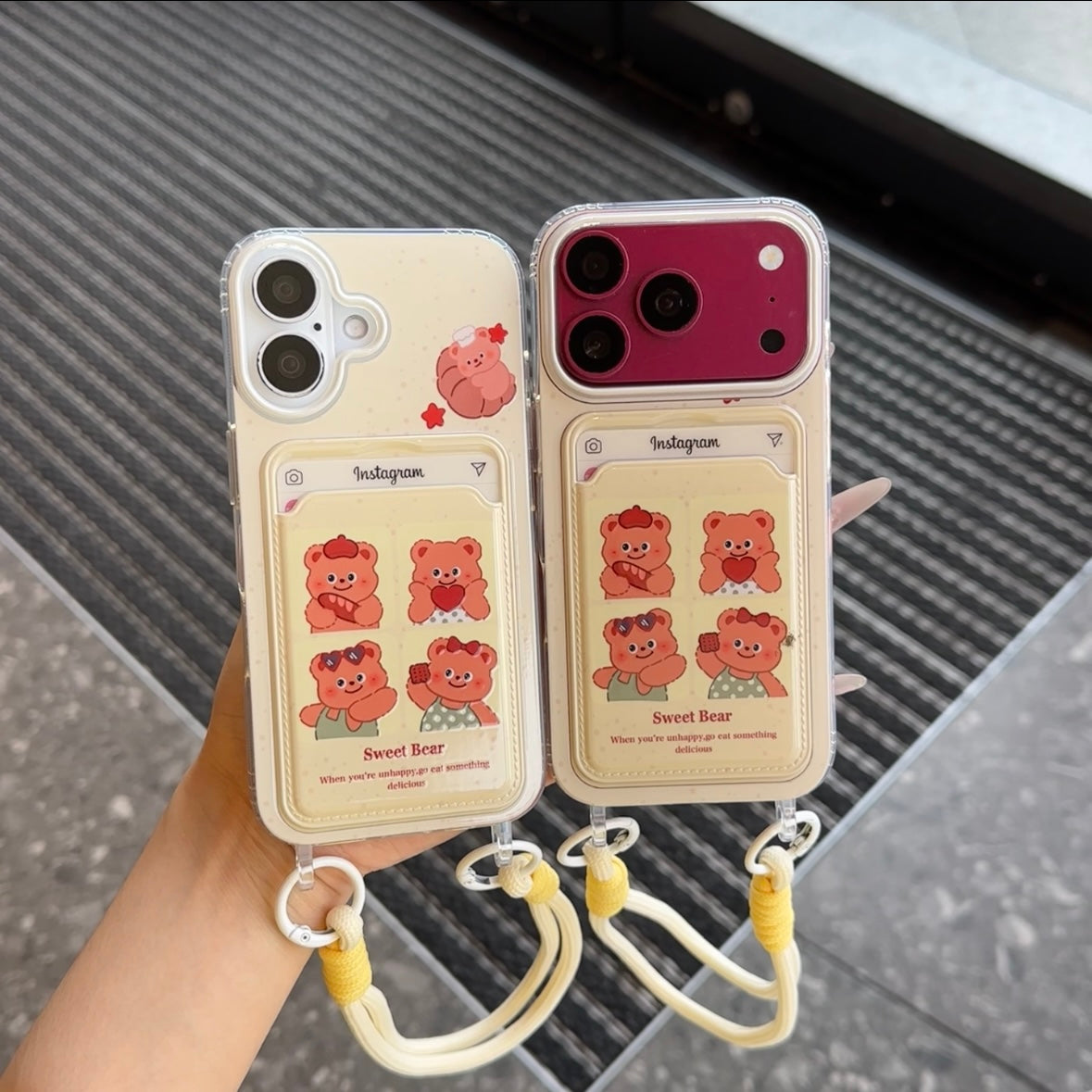 Cute Cartoon Bear Card Holder Phone Case, Clear Soft TPU Protective Cover With Card Pocket & Wrist Lanyard For iPhone 18 Pro Max 17 16 15 14